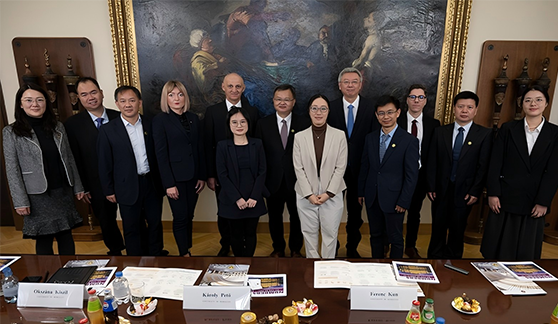VisitoftheWuhanUniversityandEVEDelegationtotheUniversityofDebrecen.png